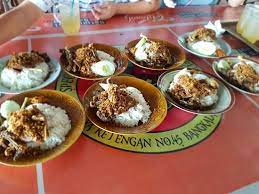 Nov 10, 2020 · 2. Bebek Yang Terkenal Di Madura Ulasan Bebek Sinjay Bangkalan Indonesia Tripadvisor
