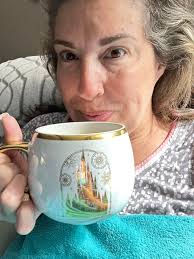 Hello, I'm Nora and something to know about me is I Love Disney