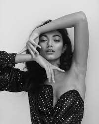 Portraits Of Girls Constance Victoria Phillips Fashion Portrait Photographer Bris Portrait Girl Photography Poses Women Studio Photoshoot Ideas For Women