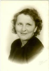 Engle Family History: Last Name Origin & Meaning