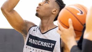 At 22 years old, payton pritchard height is 6 ft 0 in (185.0 cm). Aaron Nesmith And Payton Pritchard Have No Easy Start To Nba Careers
