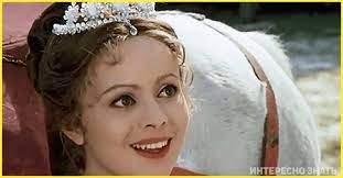 В течение семи лет актриса боролась с раком легких. Libushe Shafrankova Kak Sejchas Vyglyadit I Zhivyot Aktrisa Filma Tri Oreshka Dlya Zolushki