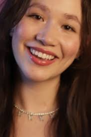 Caitlin Burns Singer Profile