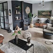 The new york skyline is always a good view. How To Highlight And Decorate A Black Accent Wall