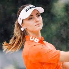 It was really hot in the morning. Klara Spilkova Spilkovaklara Twitter