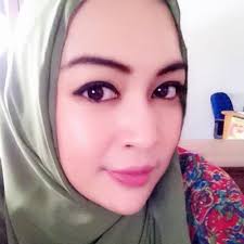 Ade ibrahim (@addezie)