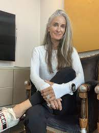 Pin By Ciera Bailey On Gorgeous Grey Hair Gorgeous Gray Hair Long Gray Hair Fashion Tips For Women