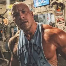 Eric Fields (@EricFieldsLEO)