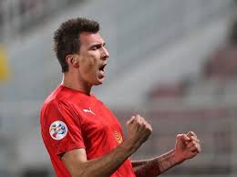Mezz'ora di fatica, poi il tris e testa in andalusia. Mandzukic E Atterrato A Milano Domani Visite Ibra Lo Aspetta Alfredo Pedulla