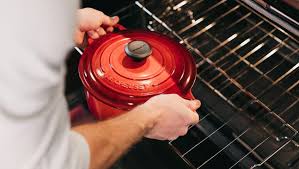 The most effective ways to clean a burnt pot: How To Clean A Burned Pot Several Methods To Try Valet Maids Dallas Dallas Maid Services Cleaning Service