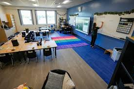 Collier County Schools cuts ribbon on Bear Creek Elementary in Naples