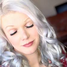 Good afternoon 👋 Here is a video of how I apply the magnetude liner with  anchors to my natural lashes had so much fun doing this I'd anyone would  like any information