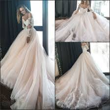 Maybe you would like to learn more about one of these? China Shinny Spitze Brautkugelkleider Champagner Tulle Prinzessin Brautkleid Lb1851 Kaufen Hochzeitskleid Auf De Made In China Com