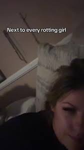 Headbanger Katie (@katie.reda)