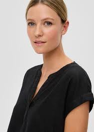 Midi dress with a tunic-neckline