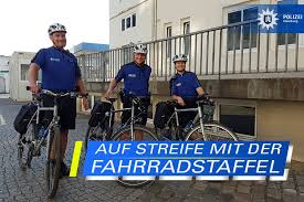 Polizei Hamburg Ronald Jens Und Sabrina Von Unserer Facebook