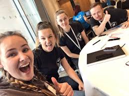 Alice Reilly (@AliceR_FF)