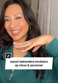 Van Cleef & Arpels up close & personal 😍 #vca #sweetalahambra #vancl...