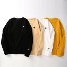 Our champion pullover silhouette is detailed with a range of finishes from understated 'c' patch logos to statement slogans. Champion Sweater Gunstig Kaufen Ebay
