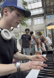 Mac DeMarco's Chamber of Reflection Piano Cover