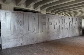 R mantenere le proprie famiglie, a quelli che si sono arrampicati sugli specchi per resistere, a quelli che non. Memoriale Binario 21 Milano Mi Lombardia