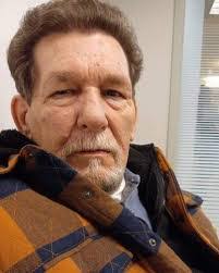 Howard Rainey's Instagram, Twitter & Facebook