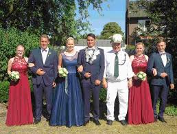 Lena wolf brautkleider páginas para descargar libros pdf, epub, ebook gratis en español, información y enlaces a 18 páginas donde uno se puede descargar libros de forma gratuita y legal. Ruckblick Auf Die Bisherige Regentschaft In Gahlen Schermbeck Online