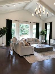 Modern Home Trends I M Loving Vaulted Ceiling Living Room Living Room Design Modern Vaulted Living Rooms