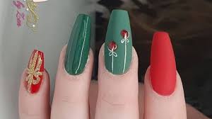 1.20 christmas nail art designs. Red And Green Nails For Christmas Nail And Manicure Trends