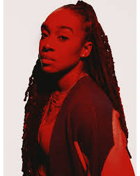 Jackie Hill Perry engadiu unha nova foto.