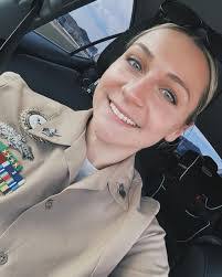 Emily Starnes's Instagram, Twitter & Facebook