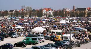 11 Tipps, damit ihr den Flohmarkt auf der Theresienwiese überlebt | Mit  Vergnügen München