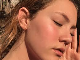 Iris Apatow May Just be the Next Big Beauty Star in the Making