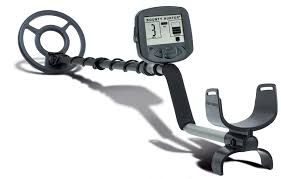 While it is always good to have a high quality, reliable, and effective metal detector for your kid, do not forget bounty huter specializes on metal detectors for beginners. Bounty Hunter Gold Metal Detector Bresser