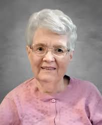 Claudia Bouffard's Instagram, Twitter & Facebook