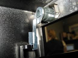 Apr 12, 2020 · using these easy steps, you can replace your own file cabinet lock in just a matter of time. Buy Srs 2185 Hon F24 F28 Vertical File Cabinet Lock Kit Online In Uk B01fi4hdts