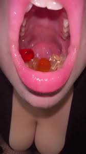 Oral vore: Gummy bear slurp - ThisVid.com