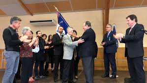 En 2005, la france lui a remis la médaille de chevalier de l'ordre national du mérite. Gerard Catanese Decore Chevalier De L Ordre National Du Merite Midilibre Fr