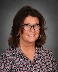 Maryann Cummings's Instagram, Twitter & Facebook