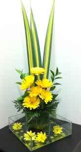 Discover great art by contemporary artist maria silveria sciarra. Pin By Silveria Back On Dias Y Flores Tropical Flower Arrangements Flower Arrangements Simple Church Flower Arrangements