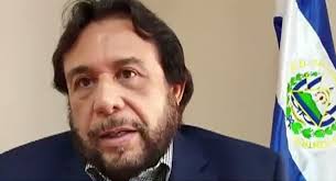 El Salvador no debería “tomar partido” en el conflicto bélico  Rusia-Ucrania: Ulloa