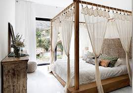 Modern wäre wiederum ein schwebendes bett mit laminierten und lackierten oberflächen. Ausgefallenes Bett Gesucht 10 Ungewohnliche Ideen Furs Schlafzimmer