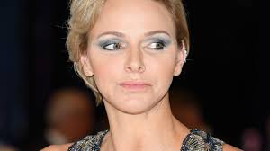 „ich hatte eine natürliche geburt und alles verlief großartig. Furstin Charlene Von Monaco Dieser Junge Mann Zerstort Ihre Ehe Intouch