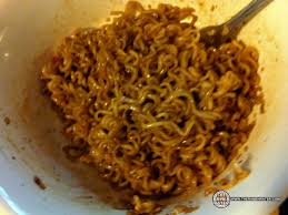 Quickly drain them, throw them back in the same pot and add all the seasonings except the fried onion. 140 Mama Mi Goreng Oriental Style Instant Noodles The Ramen Rater