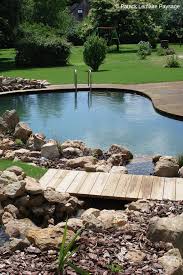epingle sur piscine naturelle