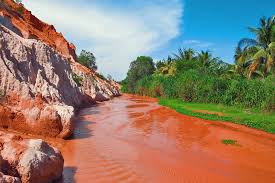 Maybe you would like to learn more about one of these? 13 Best Places To Visit In Vietnam Planetware