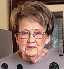 Helen Goins's Instagram, Twitter & Facebook