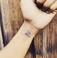 Tatuajes Pequenos Para Hombres En El Brazo Modaellos Com Descubre cientos de tatuajes para hombres super originales, diseños que solo verás en nuestra web. para hombres en el brazo