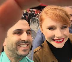 Has anyone had prior meets with Bryce Dallas Howard or Joseph Quinn? How  were they? Did they interact or was it quick sign and go? After seeing the  MBB post, my son