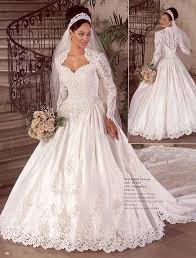 Pin By Claudia Razzook On Katie S Wedding Gown Wedding Dresses 80s Christian Wedding Dress Gorgeous Wedding Dress